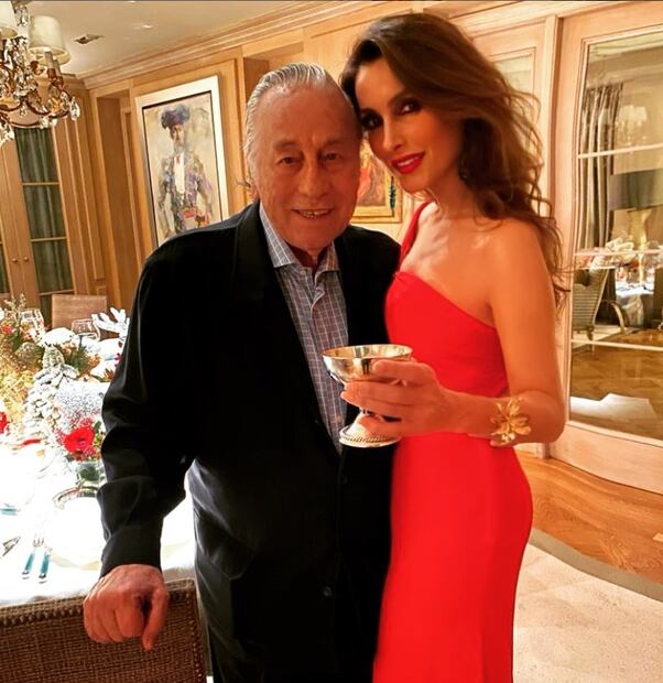 Paloma Cuevas y su papá,  Victoriano Valencia/Instagram.