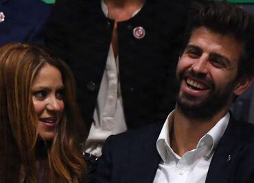 Captan a Gerard Piqué pensativo y escuchando un tema de Shakira