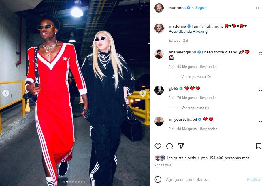 Hijo de Madonna replica el look de la cantante con un vestido de 1993
