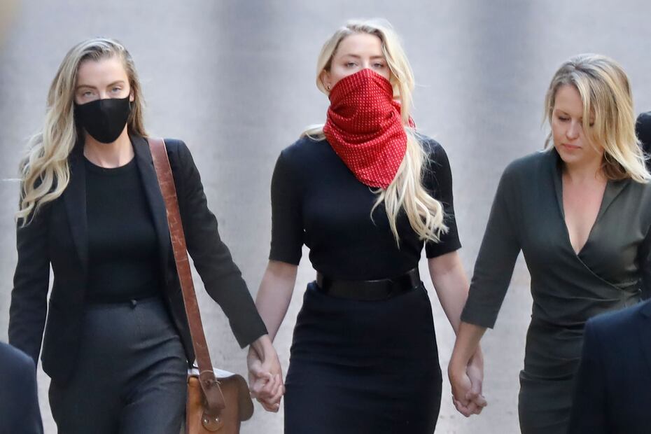 Amber Heard revela fotos de Johnny Depp inconsciente por abuso de substancias 