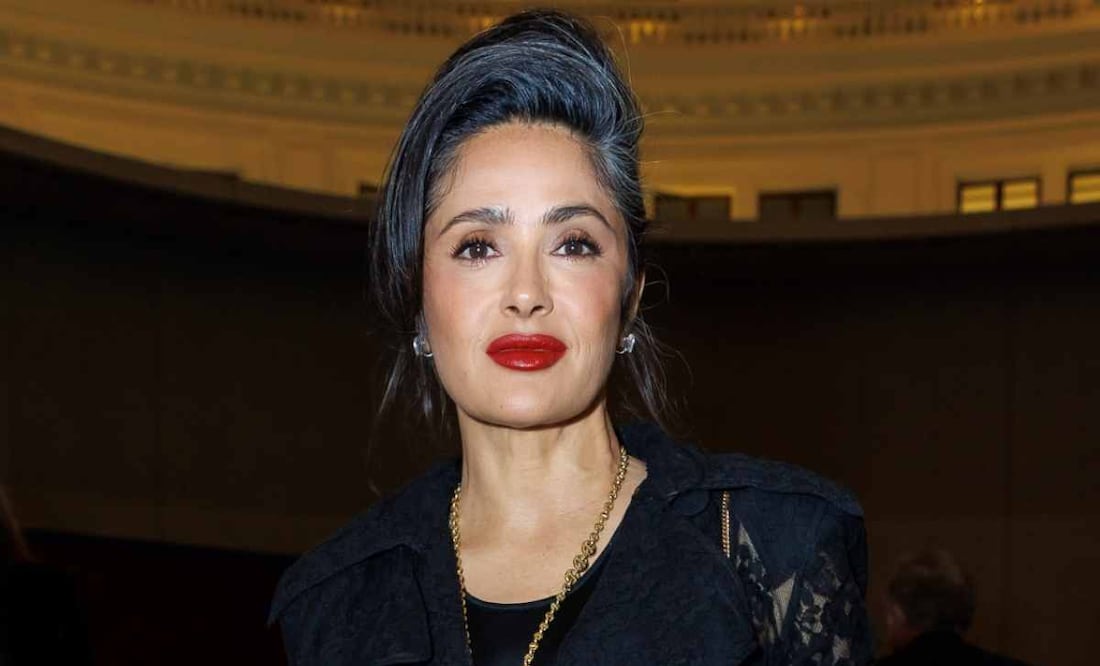 Samla Haw Salma Hayek deslumbra y presume con orgullo sus canas desde ParĂs