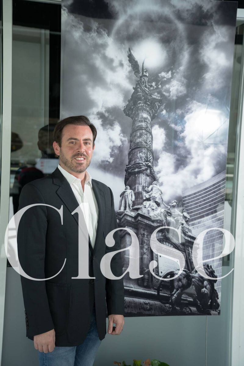 Rogelio Cárdenas regresa a los medios y relanza Emeequis