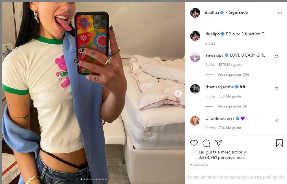 Dua Lipa se une a la tendencia 'exposed thong'