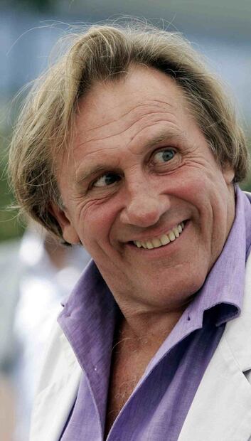 Gérard Depardieu enfrenta la acusación de 13 mujeres por agresión sexual