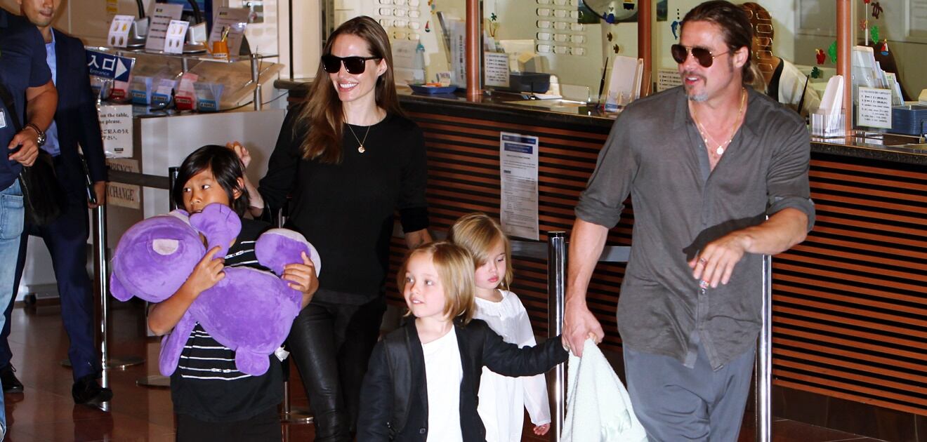 Los mellizos de Angelina Jolie y Brad Pitt están por cumplir 8 años. (Fotos: Archivo y PAPJUICE/INFphoto.com/ Tomadas de Mail Online)
