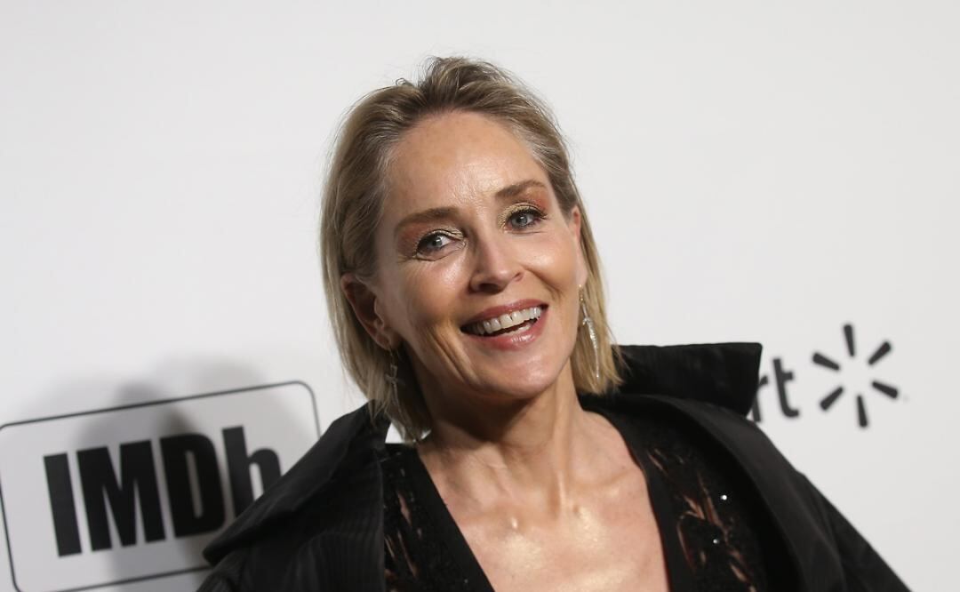 Sharon Stone confiesa que un novio más joven la dejó por rehusarse a usar botox