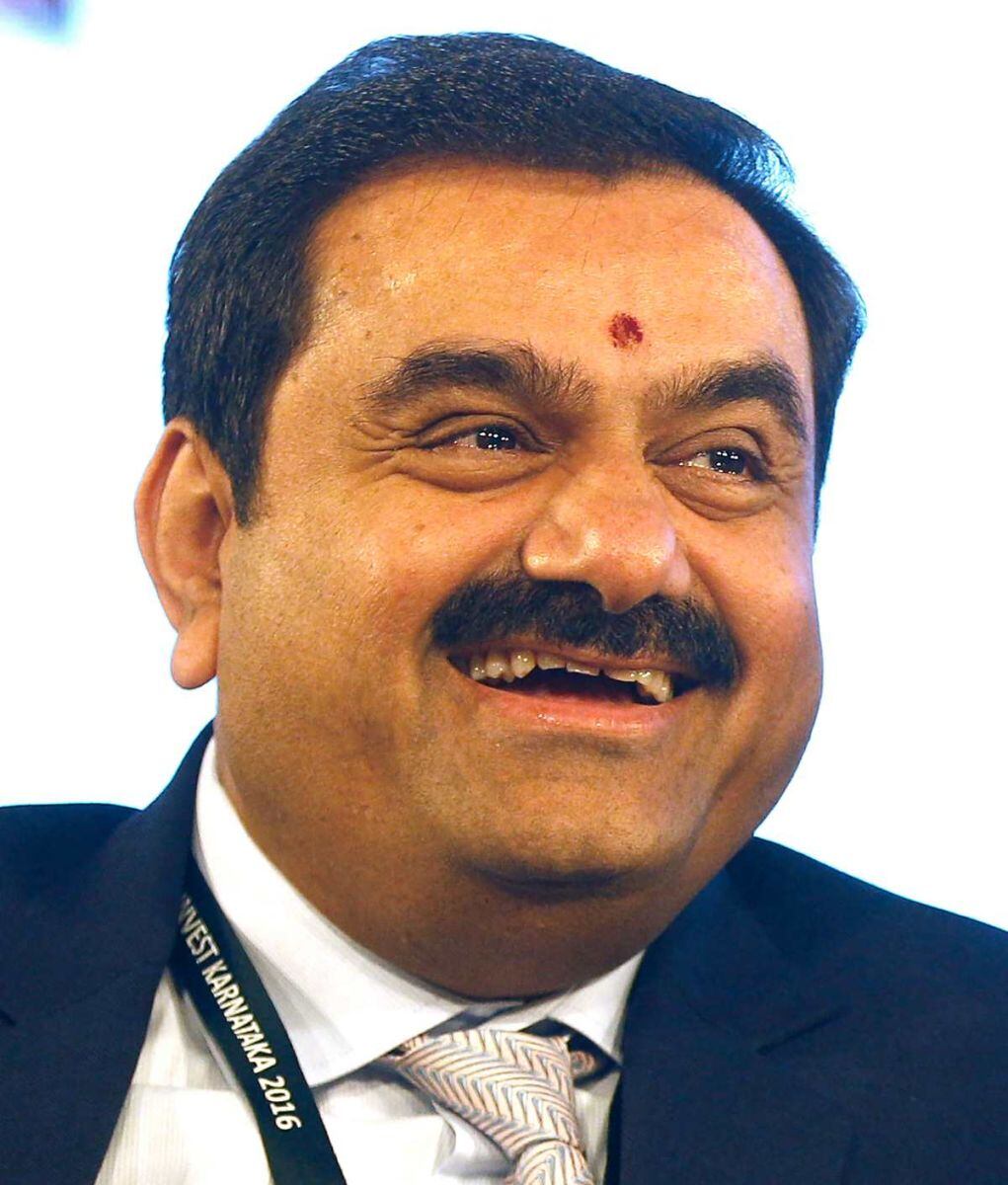 El multimillonario indio Gautam Adani ve evaporar su fortuna