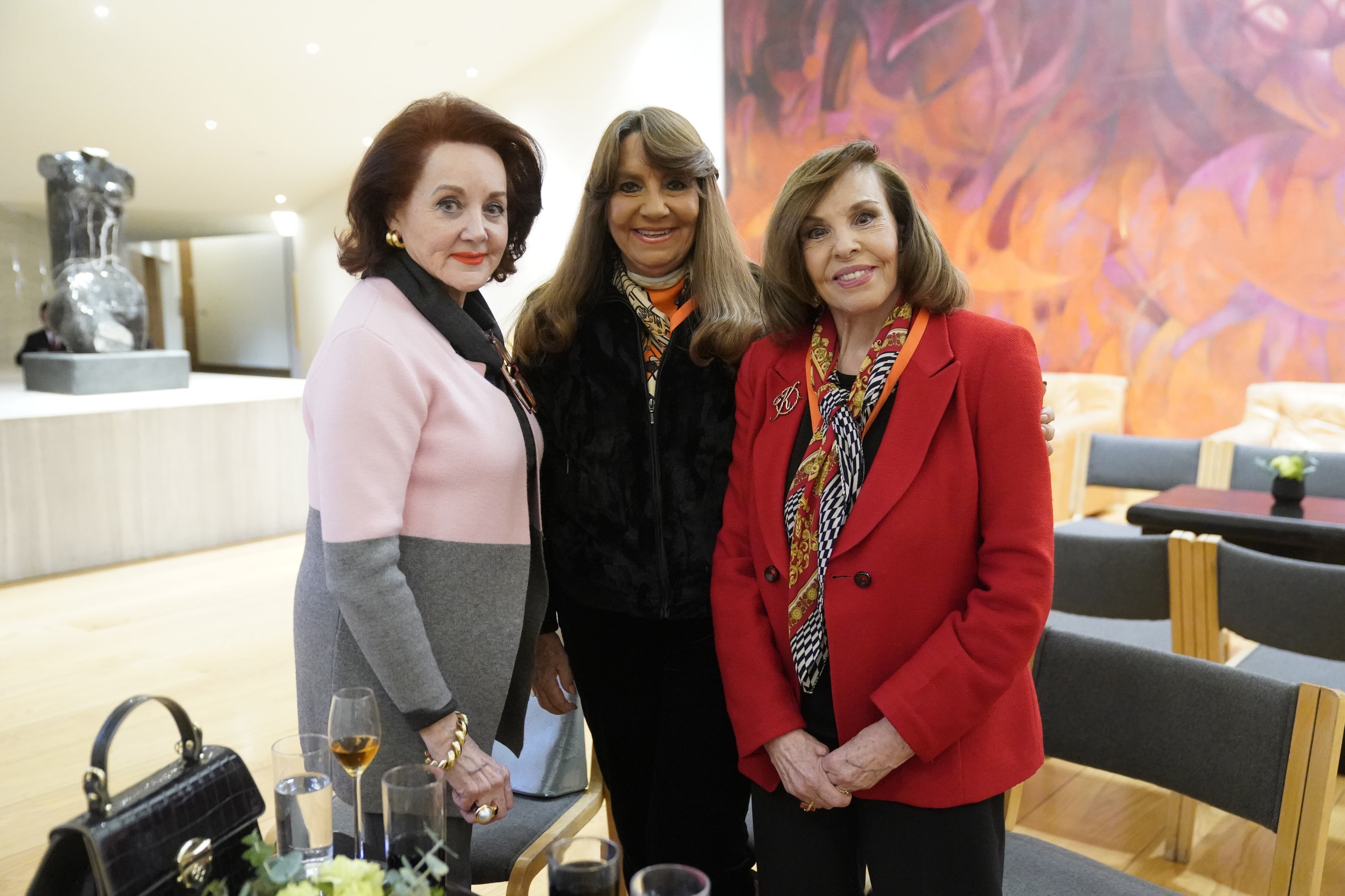 Patricia Segués, Julieta Mendívil y Kena Moreno. (Foto: Leonardo Gómez)