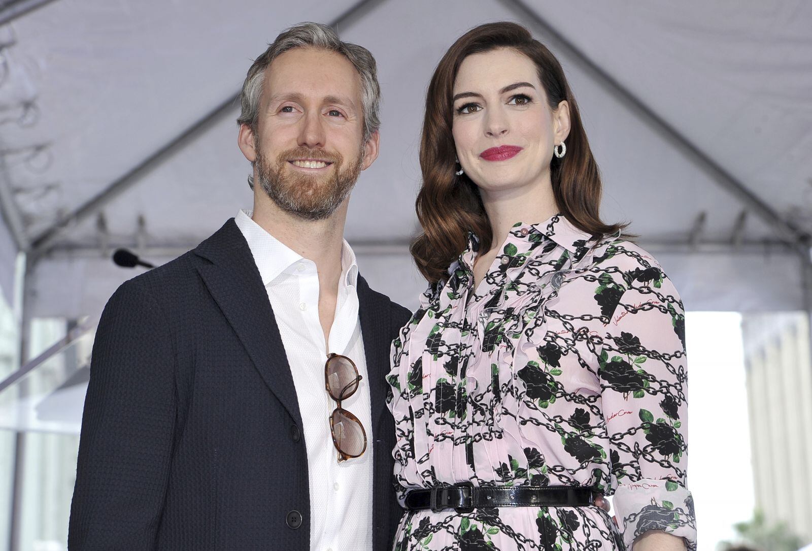 Anne Hathaway está embarazada por segunda vez, pese a su problema de fertilidad 