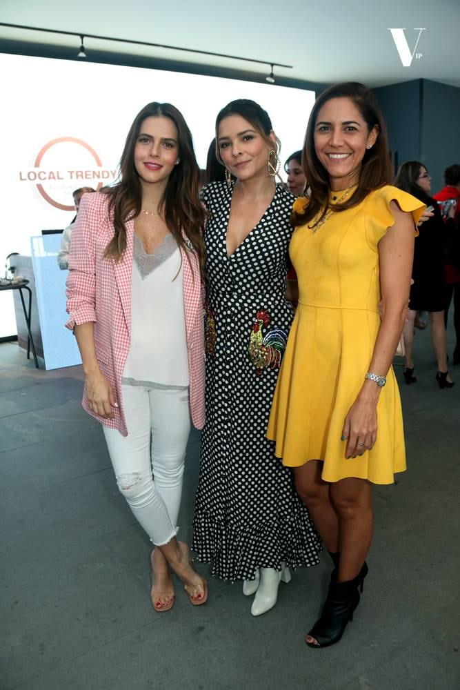 Claudia Álvarez, Grettell Valdez y Ana Paula Alcaraz en la presentación de Benito Santos con Trendy 