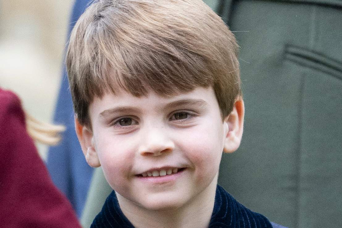 El pequeño príncipe Louis debuta en la caminata de Navidad ¡y vuelve a hacer de las suyas!
