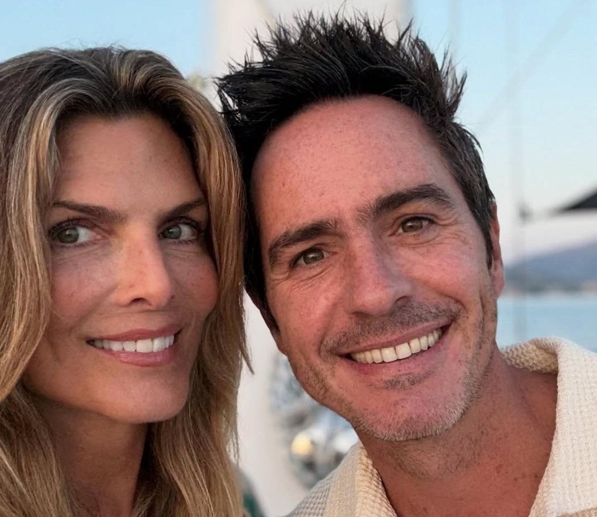 Montserrat Oliver y Mauricio Ochmann / Foto: Especial