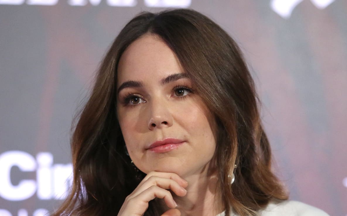 Camila Sodi publicará un libro inspirado en el duelo por la muerte de su mamá