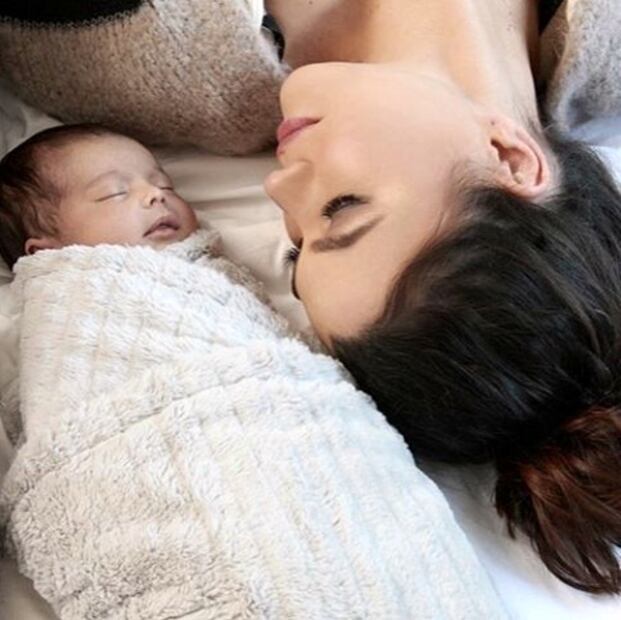 Así celebra Mila Mayer sus primeros cuatro meses