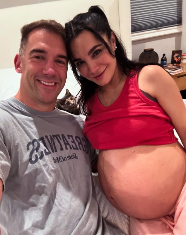 Martha Higareda y su esposo Lewis Howes / Foto: Instagram