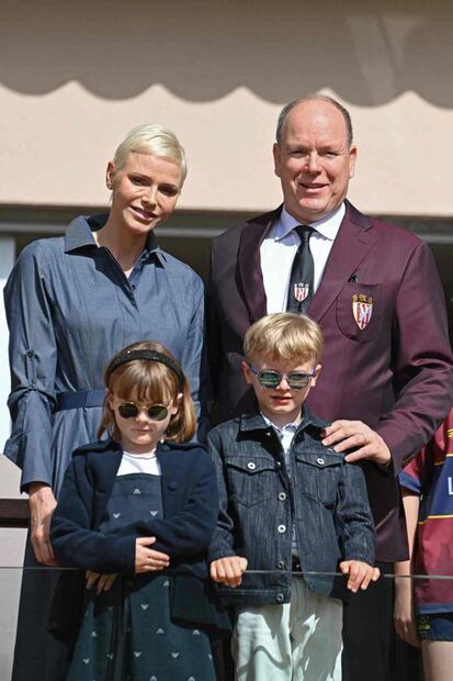 Desmienten que el príncipe Alberto pague 12 millones de dólares a Charlene para que se quede a su lado