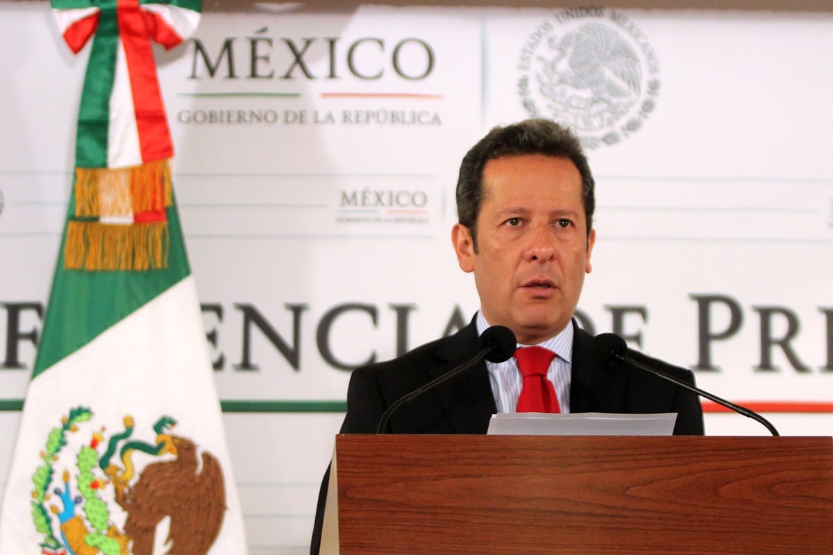 Eduardo Sánchez, vocero en sexenio de EPN, vio a Armando Manzanero como un padre