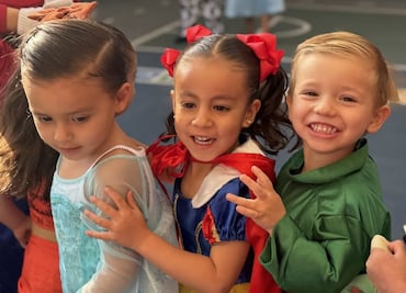 Festejan el Día del Niño en escuelas de los Legionarios de Cristo