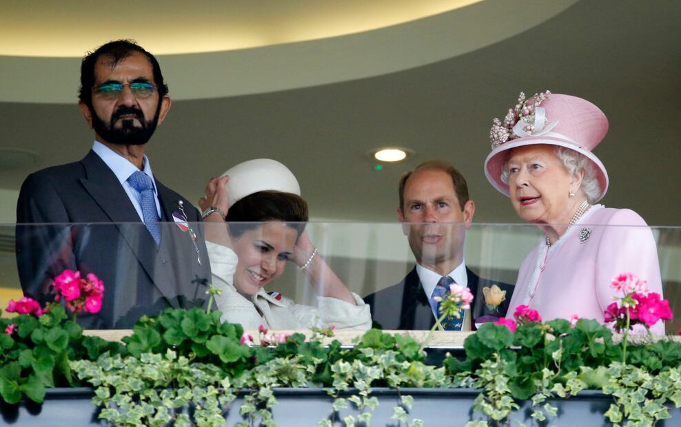 El emir de Dubai, exesposo de Haya de Jordania, no debería ir al funeral de Isabel II, exclama amiga de la princesa Latifa