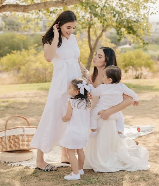 Mariana Navarrete con su hermana Ximena y sus sobrinos Xime y Juan Carlos / Foto: Cortesía