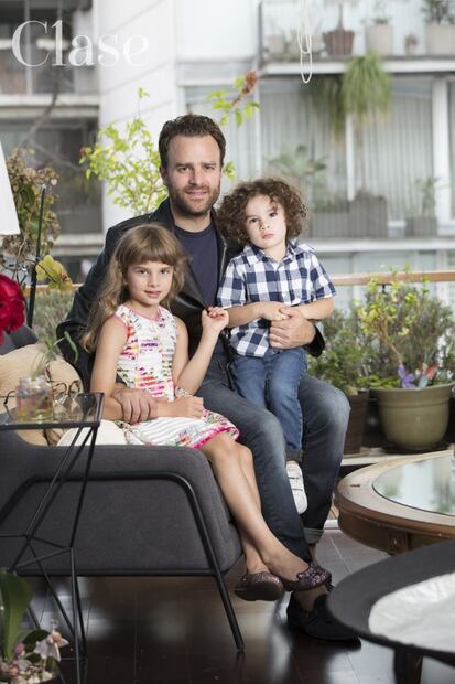 Max Villegas, el gran papá de Victoria y Olivier 
