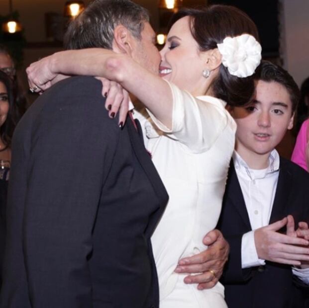 La senadora Lilly Téllez y Jesús Tueme unieron sus vidas