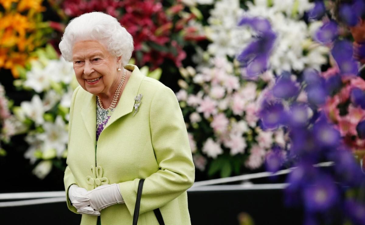 El reinado de Isabel II está prácticamente terminado, asegura biógrafo