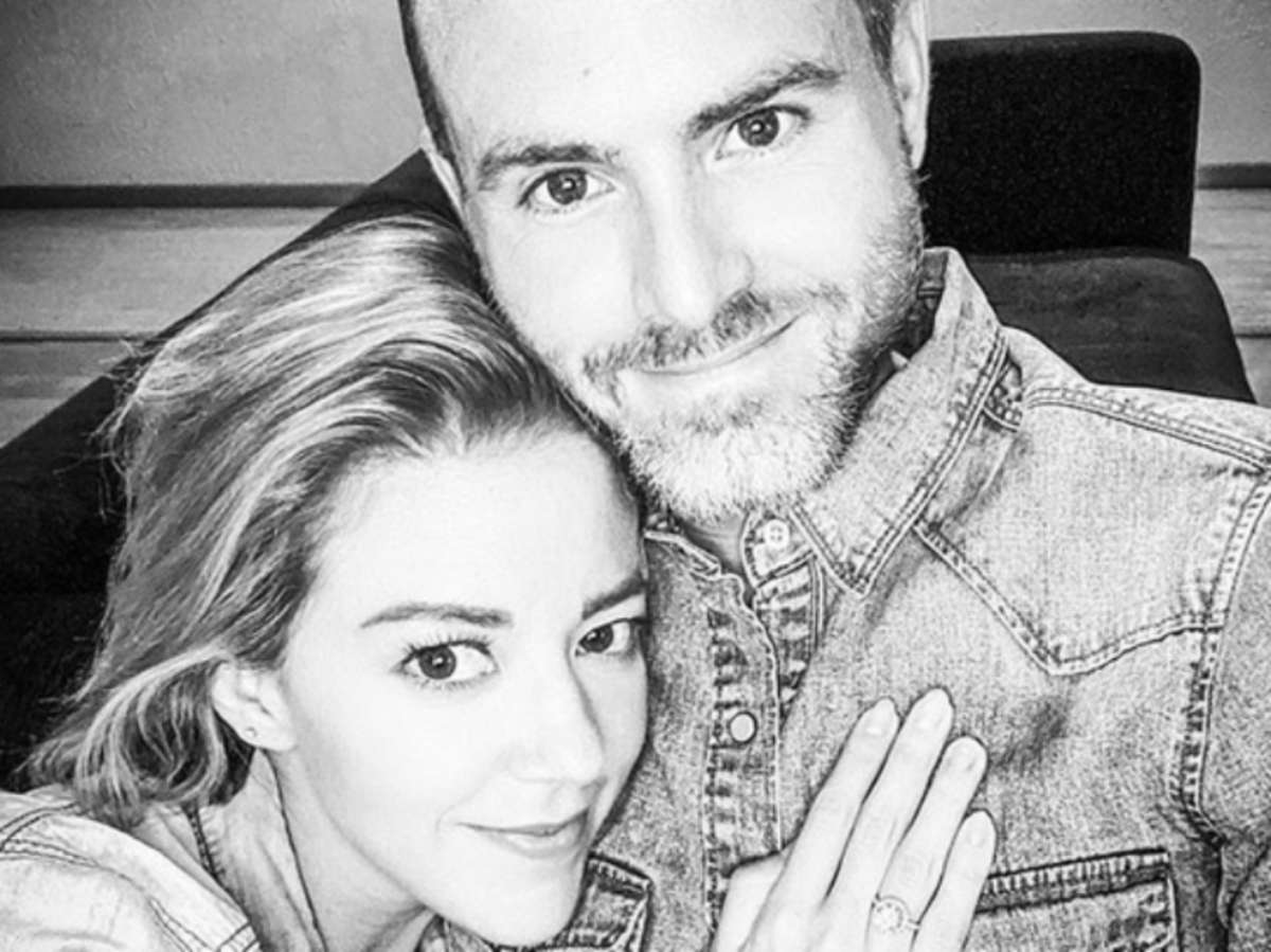 Fernanda Castillo presume feliz su baby bump en una tierna foto