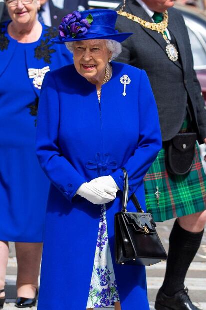 Aumentan rumores: la reina Isabel II estaría cerca de abdicar 