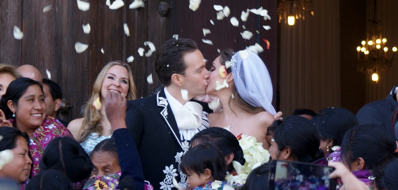 <p>Anahí celebra&nbsp;aniversario de boda y novios, cinco años juntos.<strong>&nbsp;(Fotos: Archivo El Universal, Instagram) &nbsp;</strong></p>
