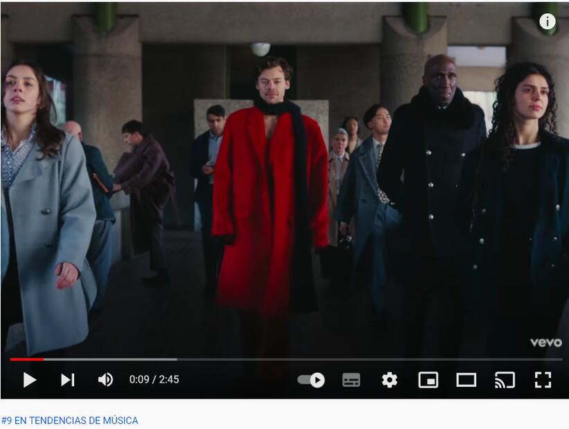 Harry Styles y los increíbles outfits de su video "As It Was": te contamos todo 