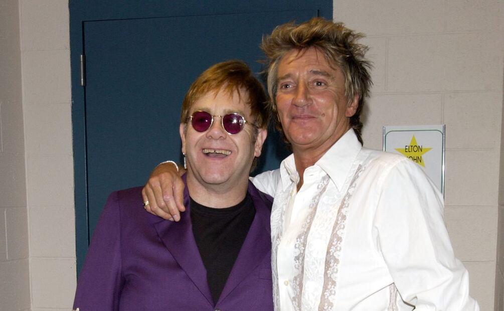 Elton John contesta contundente a las críticas de Rod Stewart