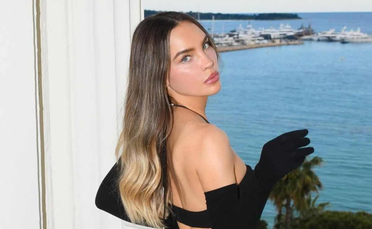 Belinda conquista en Cannes con audaz y elegante look