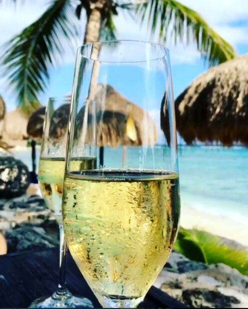 Sebastián Rulli y Angelique Boyer disfrutan de romántico viaje juntos