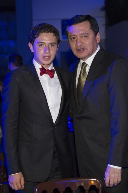 El álbum de fotos de Miguel Ángel Osorio Chong y sus hijos Miguel y Laura Osorio