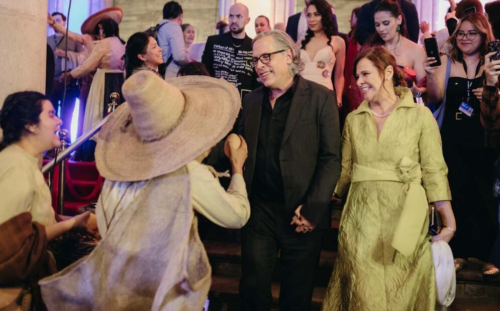 Monica y Rodrigo Prieto durante la presentación de Pedro Páramo / Foto: Instagram