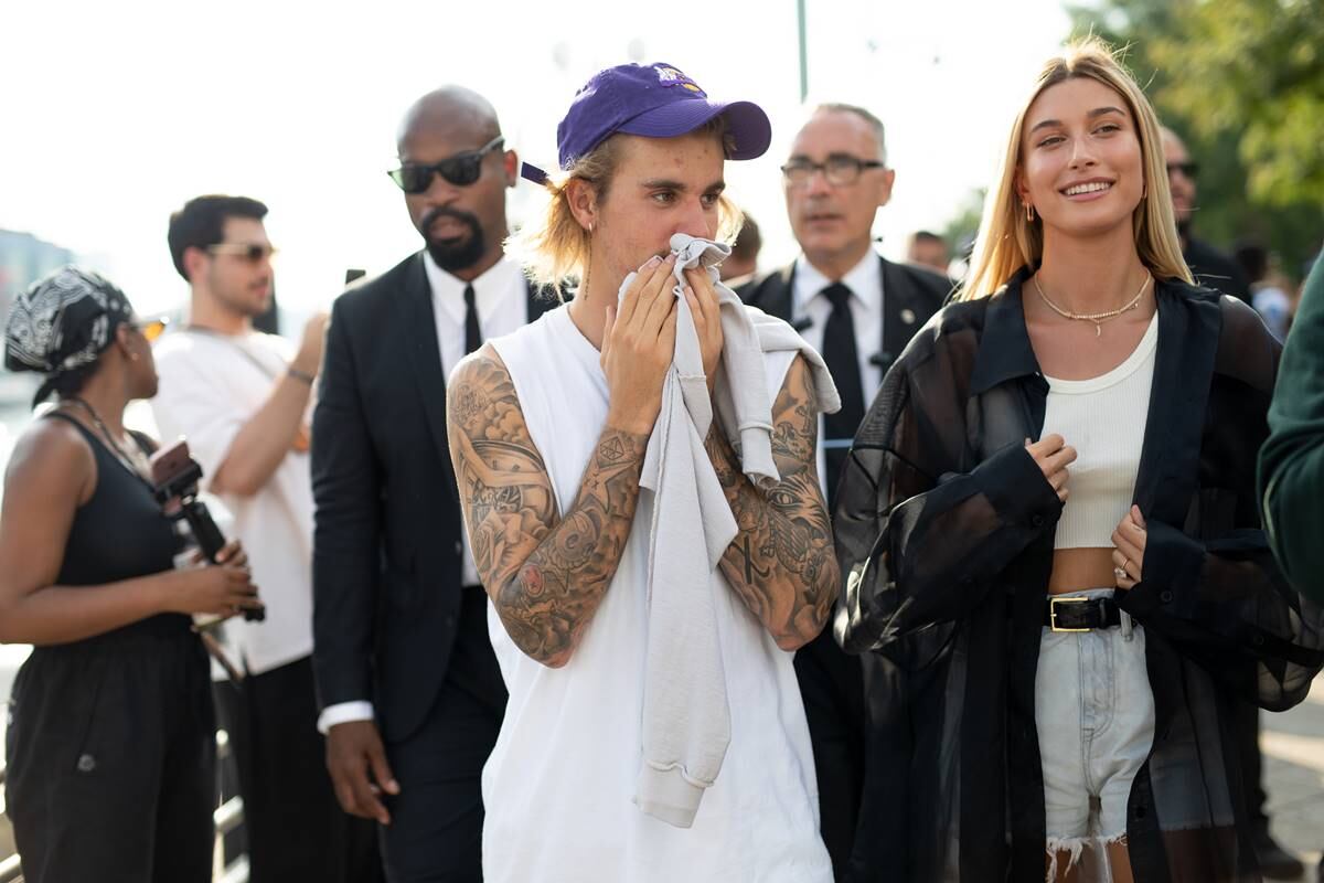 El deslumbrante reloj de diamantes que Justin Bieber regaló a su esposa Hailey Baldwin