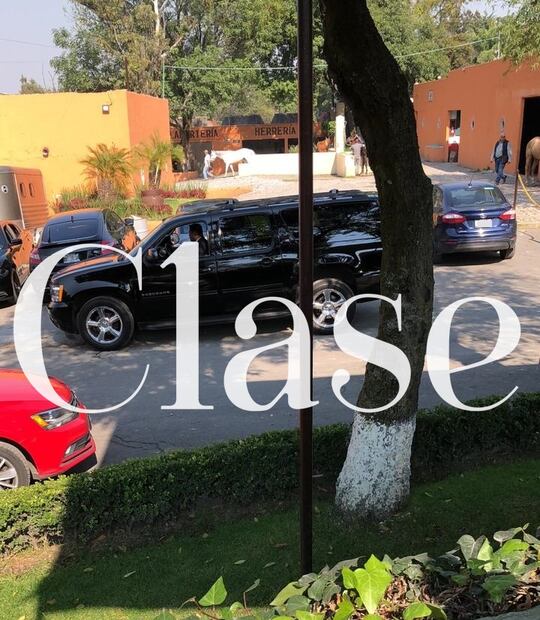 El hijo de Carlos Salinas de Gortari se casa en el Lienzo Charro