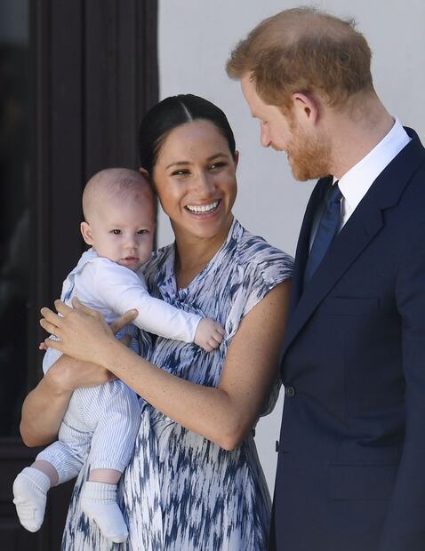 Comparan la salida de Meghan y Harry con el caso de Wallis Simpson y advierten sobre las adversidades