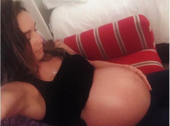 Nace el primer hijo de Anahí y Manuel Velasco 