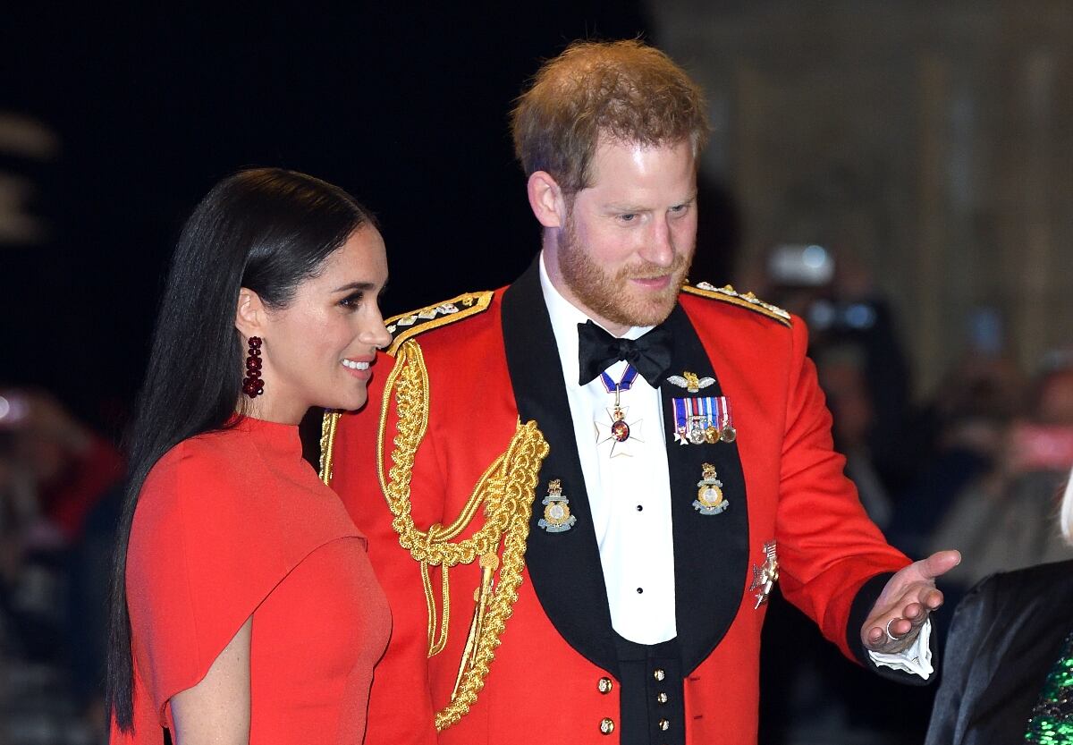 Captan a Meghan Markle con Archie tras la llegada de Harry a California