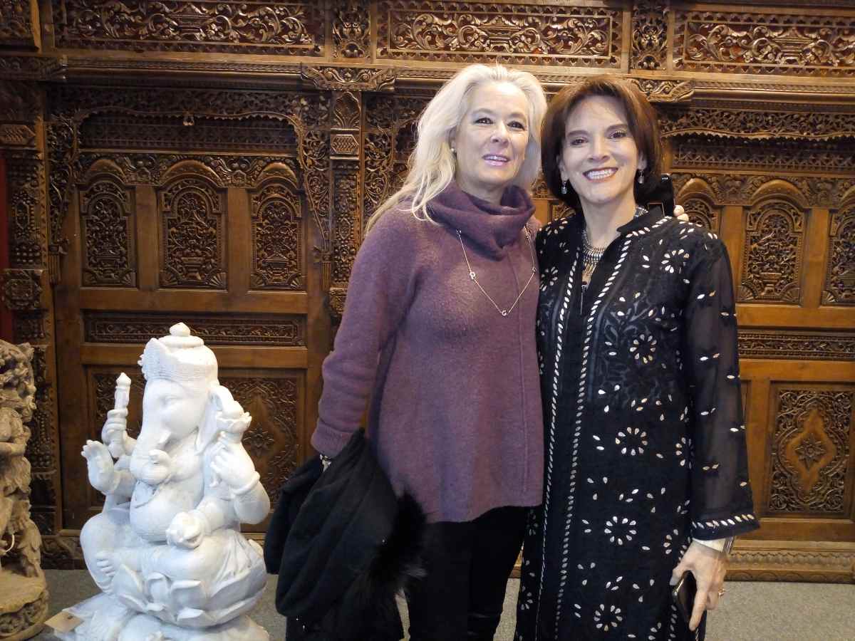 Tarde de parejas: Johanna Slim con Arturo Elias Ayub, y Santiago Creel con Paulina Velasco en Zona Maco