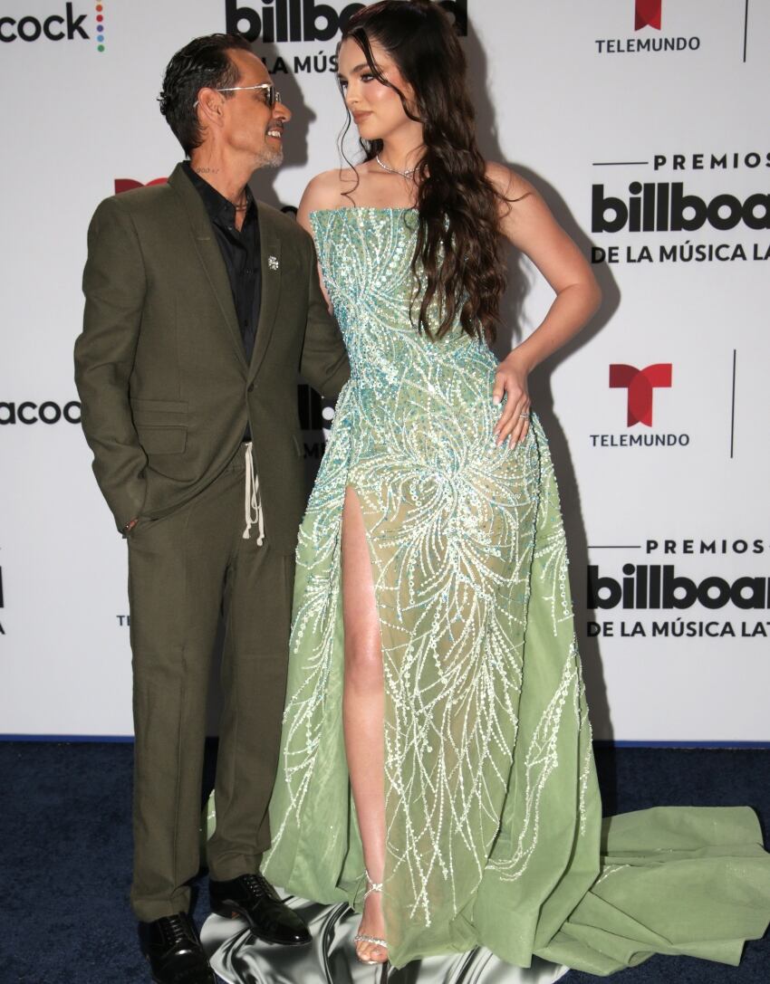 Nadia Ferreira y Marc Anthony/EFE