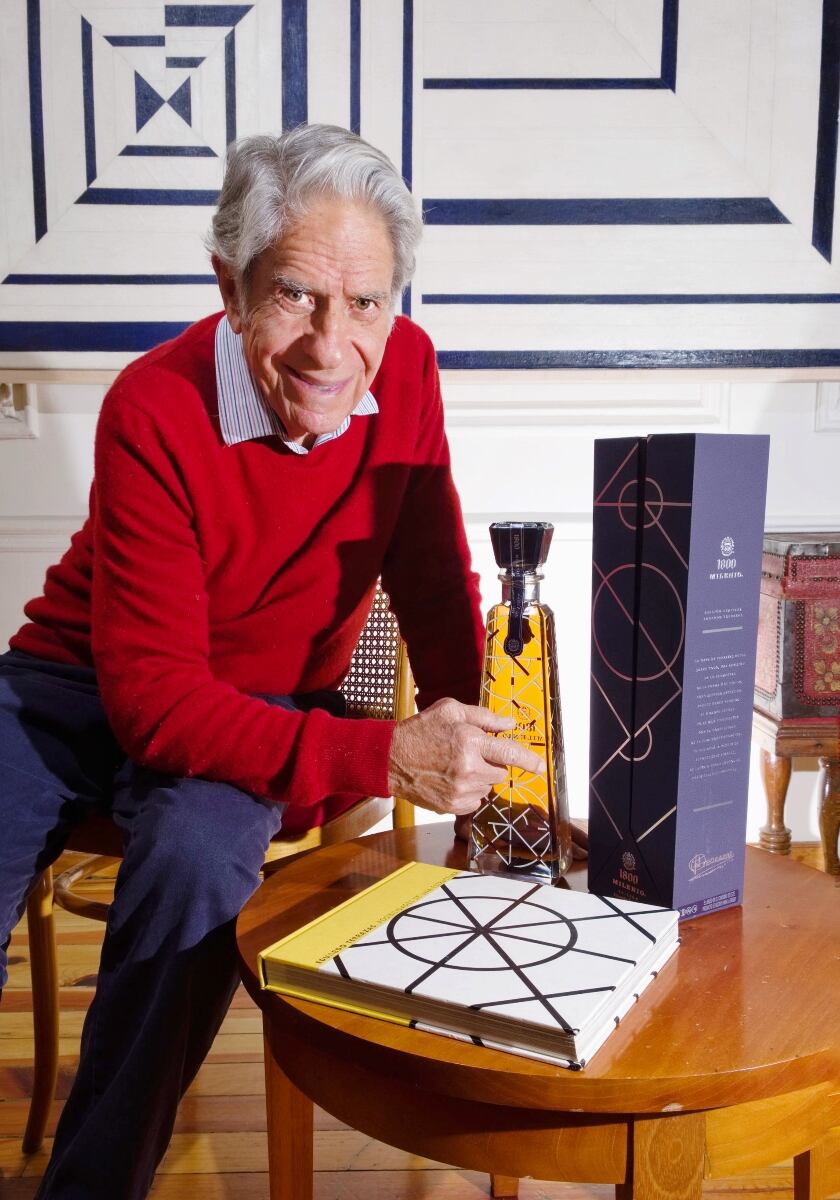El maestro de la geometría, Eduardo Terrazas, interviene tequila