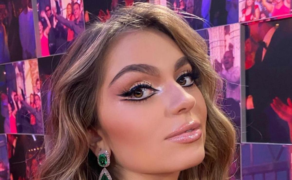 Sofía Castro cumple 24 años y así la celebran