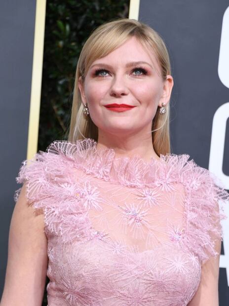 El momento en que Giuliana Rancic parece confundir a Kirsten Dunst con Jennifer Aniston