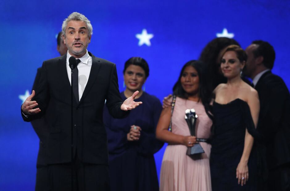Guillermo del Toro elogia a Cuarón y explica 10 detalles ocultos de "Roma" que no te debes perder