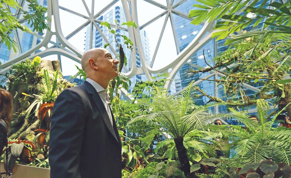 La rutina de Jeff Bezos incluye lavar los platos