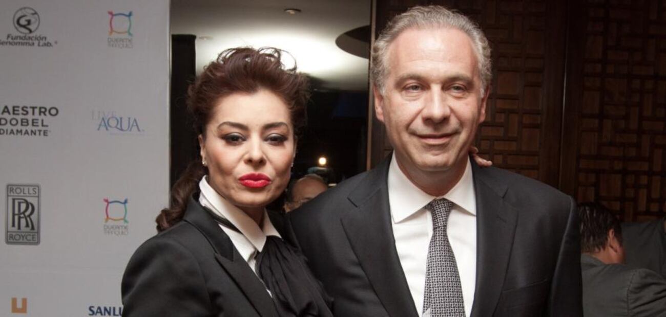 Yadhira Carrillo, esposa de Juan Collado, asegura que enfrenta serios problemas económicos 