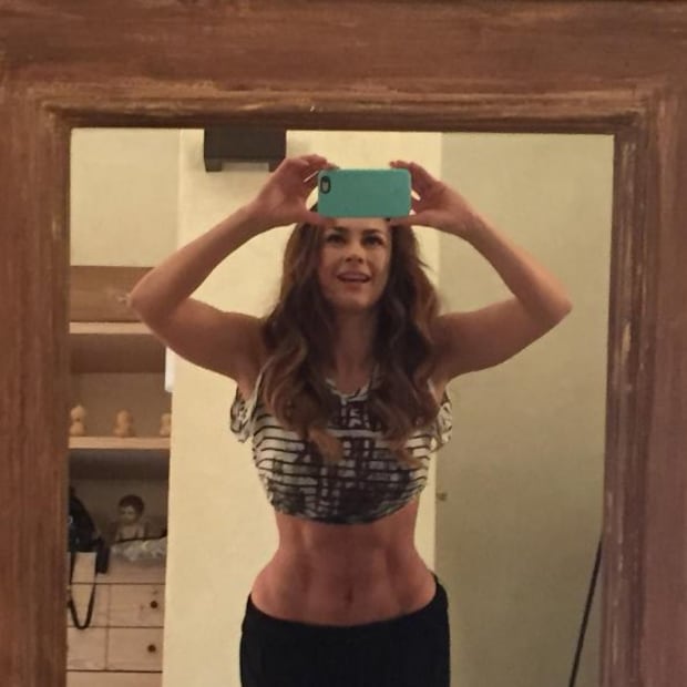 Aracely Arámbula presume cuerpazo a los 41 años